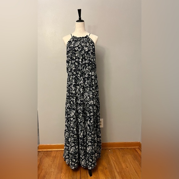 LOFT Dresses & Skirts - LOFT Outlet Sleeveless Halter Neck Floral Maxi Dress - Size Large